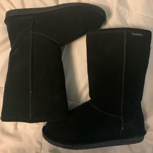 Bearpaw Boots Size 8